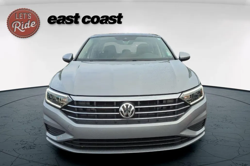 2021 Volkswagen Jetta SEL photo 1