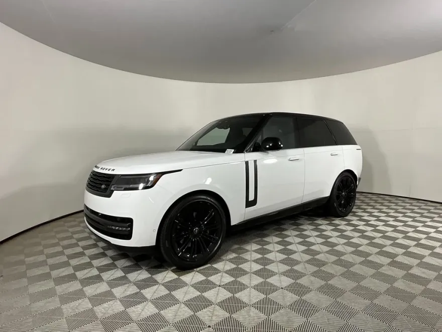 2025 Land Rover Range Rover SE photo 1
