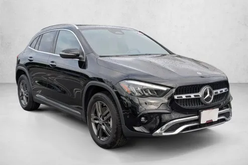 2025 Mercedes Benz GLA 250 photo 3