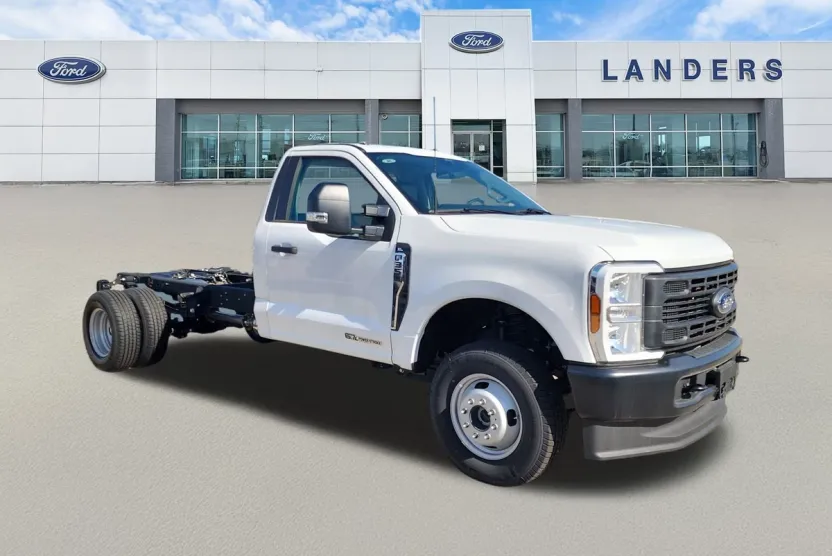 2024 Ford F-350 XL photo 1