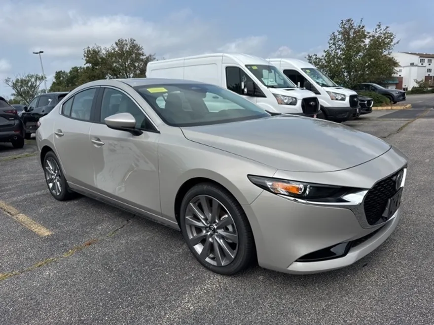 2025 Mazda Mazda3 Sedan 2.5 s Preferred photo 1