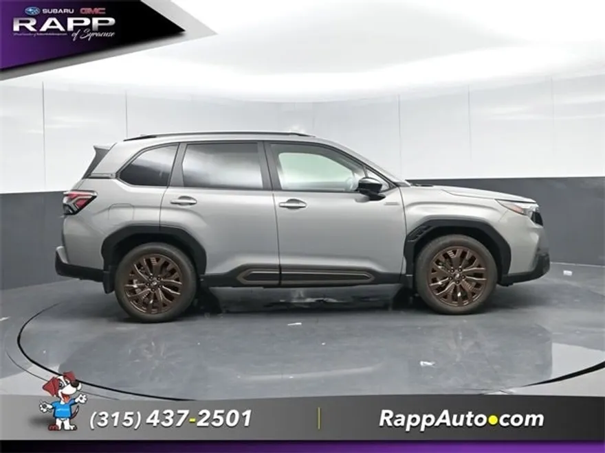 2025 Subaru Forester Sport photo 1