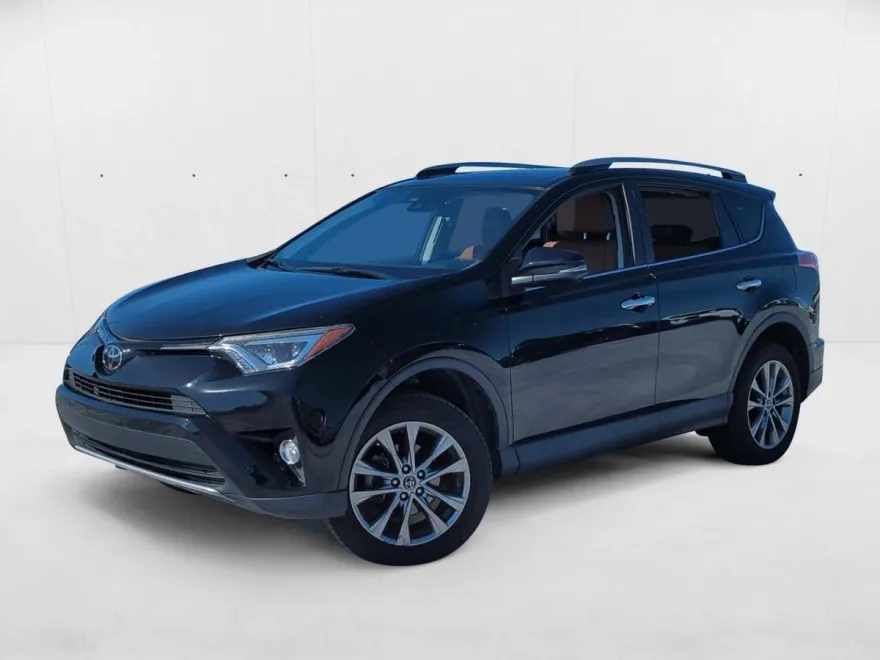 2017 Toyota RAV4 Limited photo 1