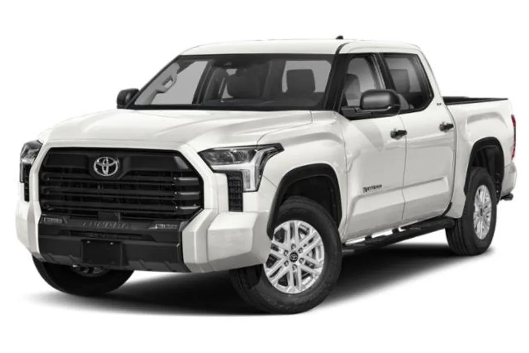 2025 Toyota Tundra CrewMax SR5 photo 1