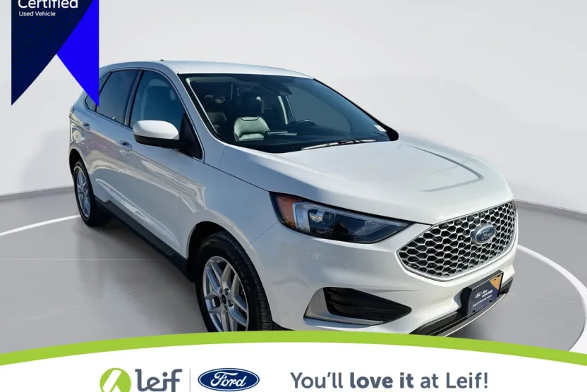 2023 Ford Edge SEL photo 1