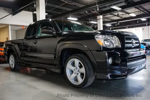 2009 Toyota Tacoma X-Runner photo 2