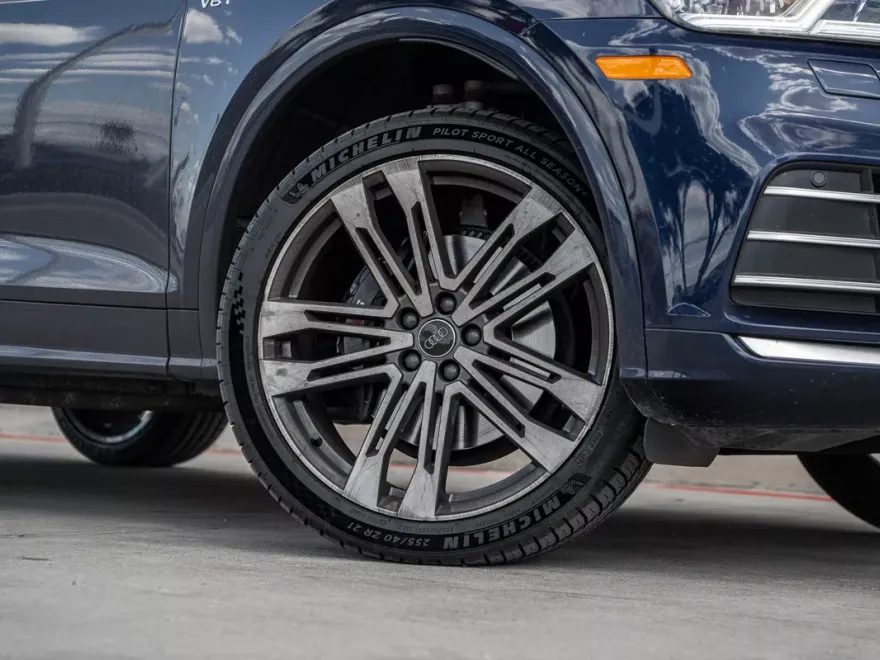 2018 Audi SQ5 Premium Plus photo 1