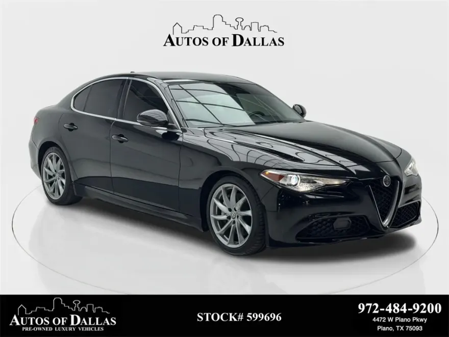 2019 Alfa Romeo Giulia Base photo 1