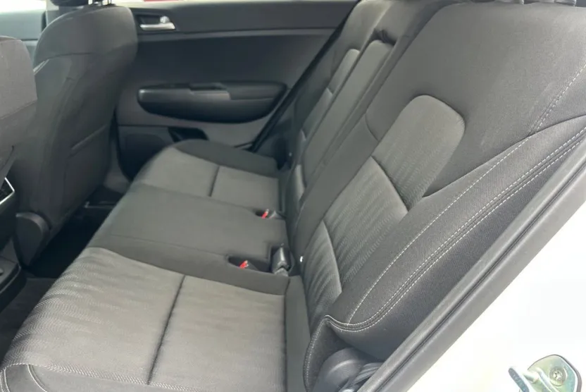 2022 Kia Sportage LX photo 1