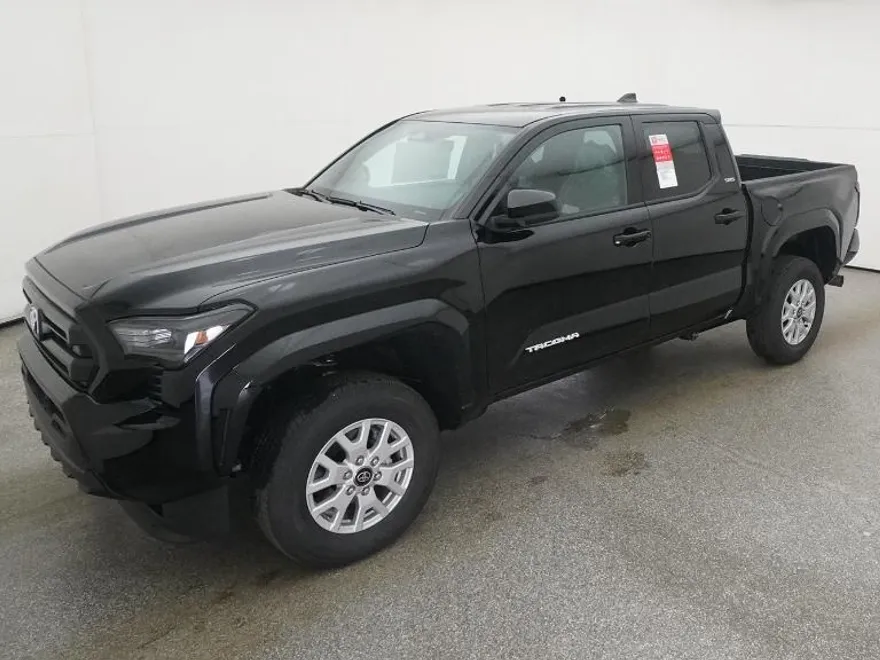 2025 Toyota Tacoma SR5 photo 1