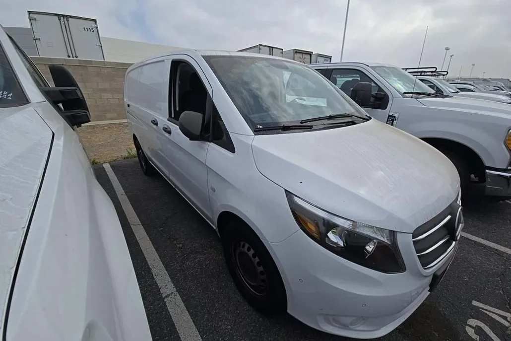 2023 Mercedes Benz Metris Cargo photo 1