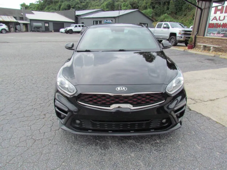 2021 Kia Forte GT-Line photo 1