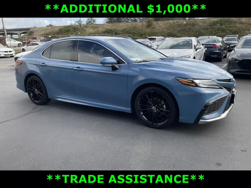 2023 Toyota Camry XSE photo 1