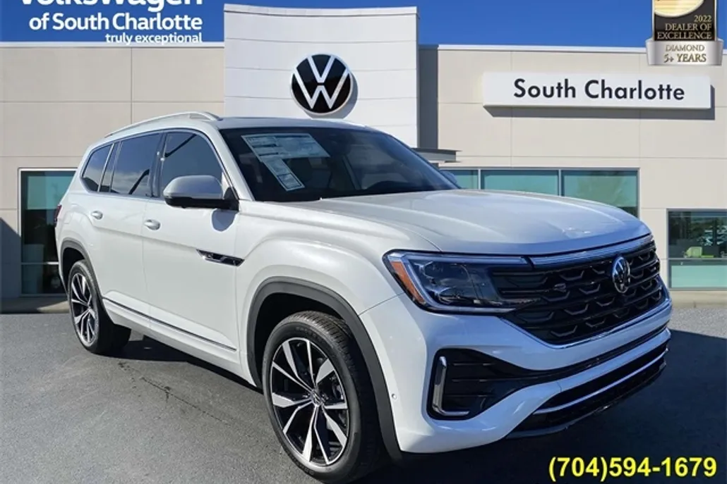 2025 Volkswagen Atlas SEL Premium R-Line photo 1