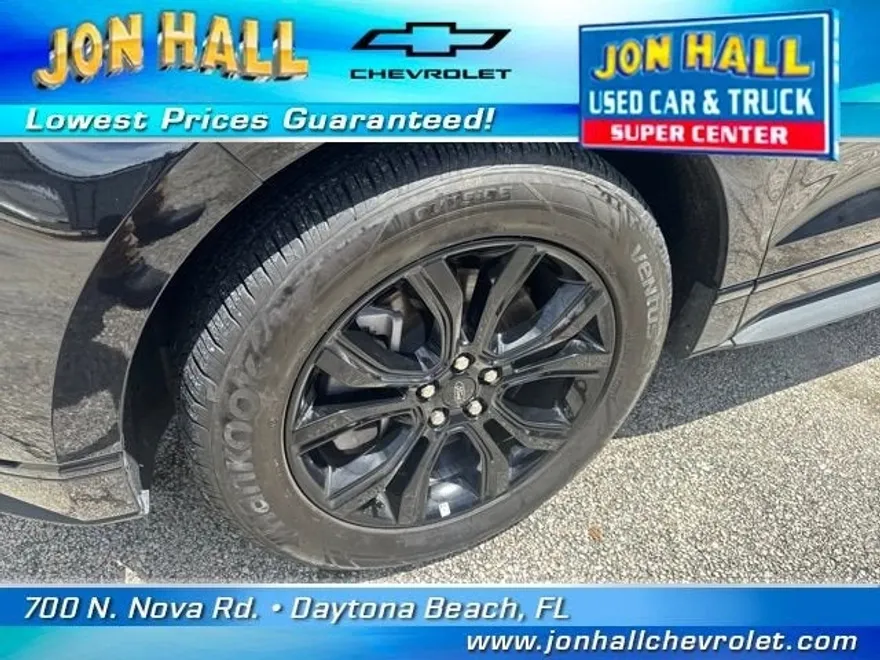 2024 Ford Edge SE photo 1