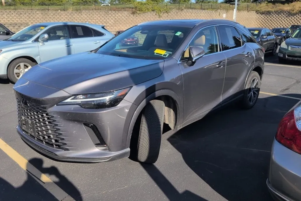 2023 Lexus RX 350h Premium photo 1
