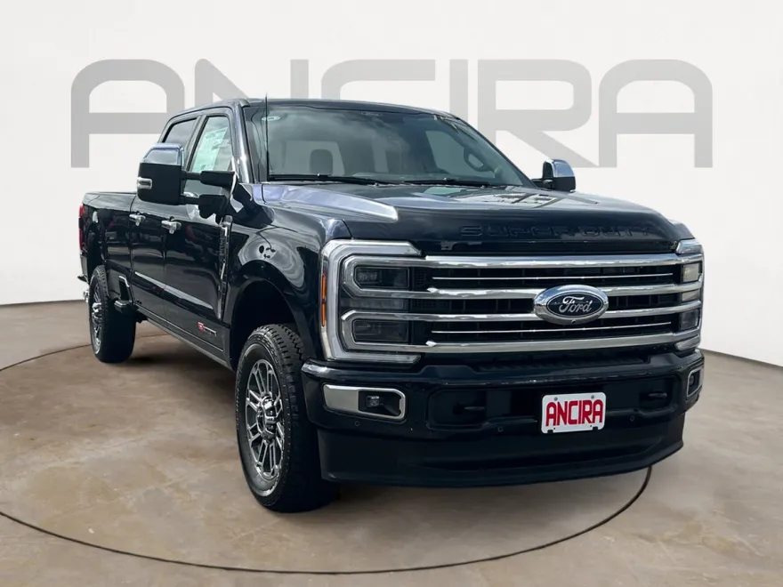 2025 Ford F-350 Platinum photo 1