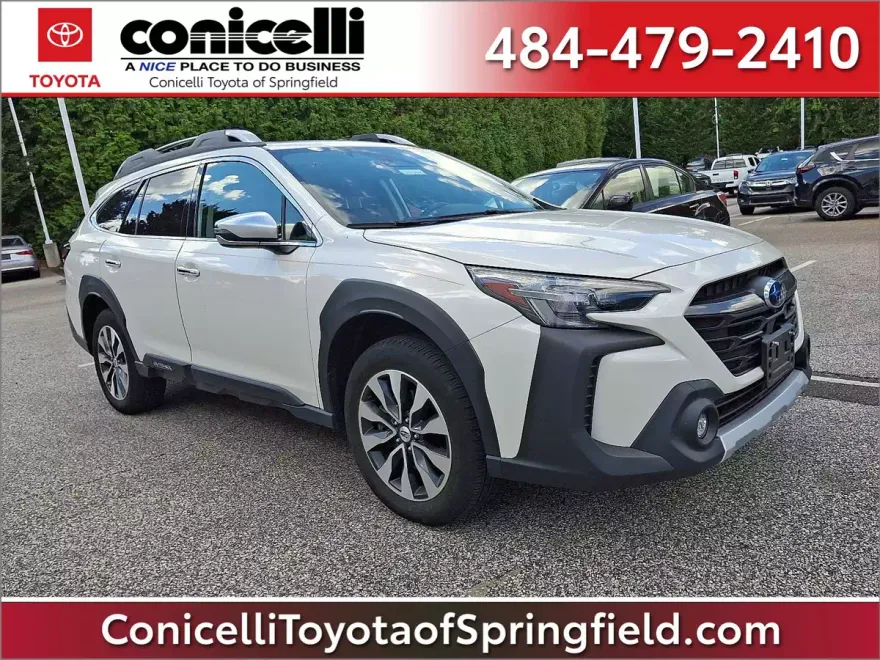2023 Subaru Outback Touring photo 1
