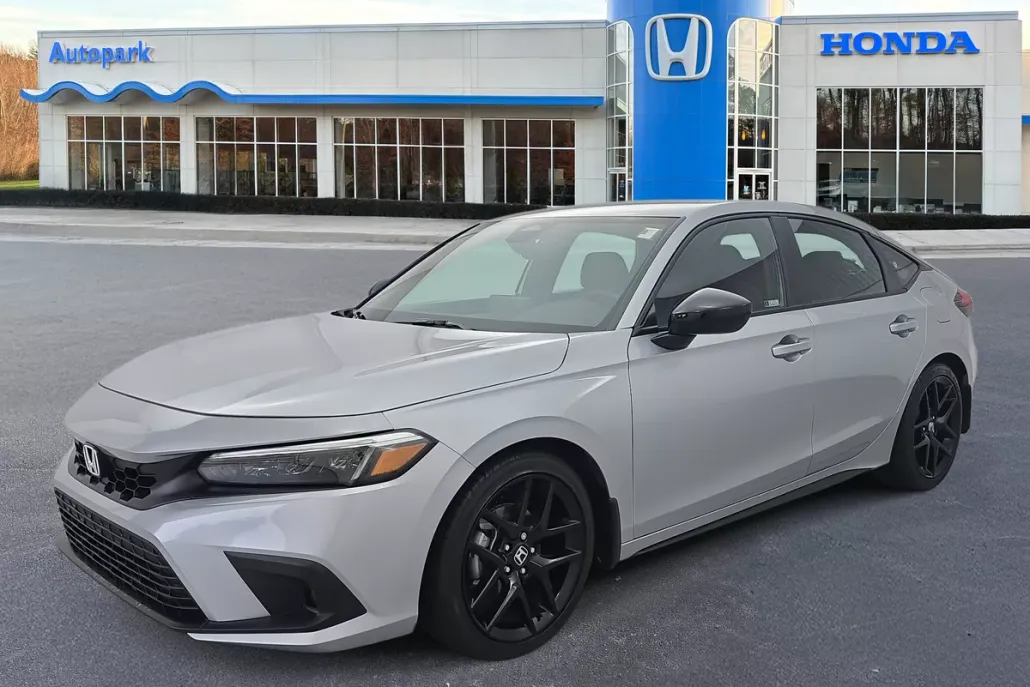 2024 Honda Civic Sport Hatchback photo 1