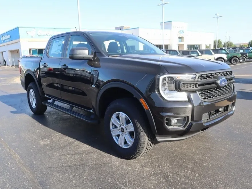 2025 Ford Ranger XL photo 1