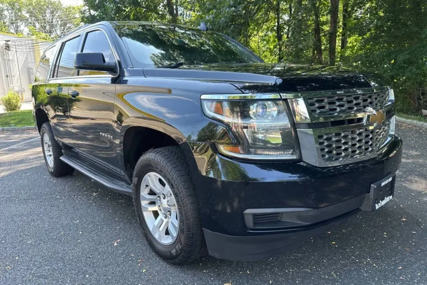 2015 Chevrolet Tahoe LS photo 1