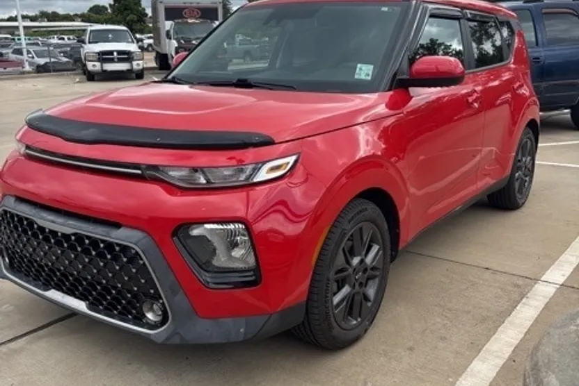 2021 Kia Soul EX photo 1