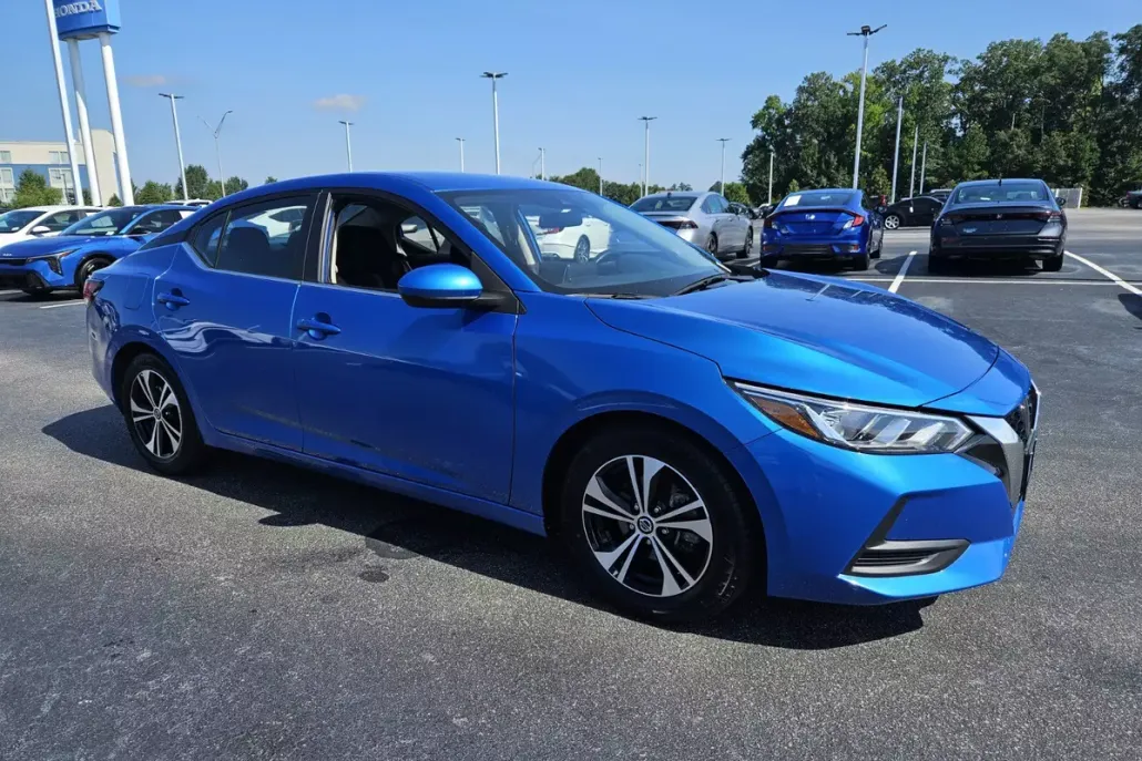 2023 Nissan Sentra SV photo 1