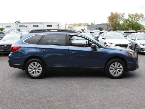 2019 Subaru Outback Premium photo 4