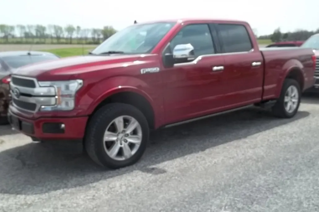 2018 Ford F-150 Platinum photo 1