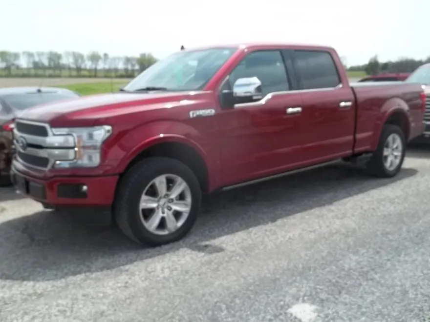 2018 Ford F-150 Platinum photo 1