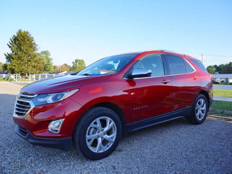 2019 Chevrolet Equinox Premier photo 1