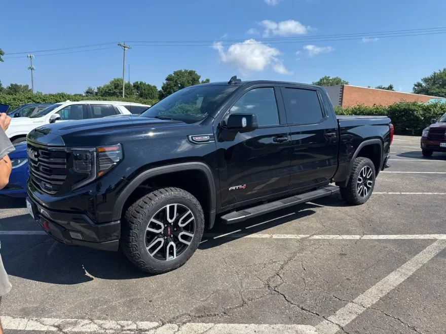 2023 Gmc Sierra 1500 AT4 photo 1