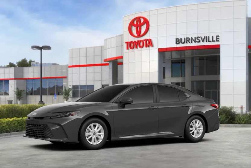 2025 Toyota Camry LE photo 1