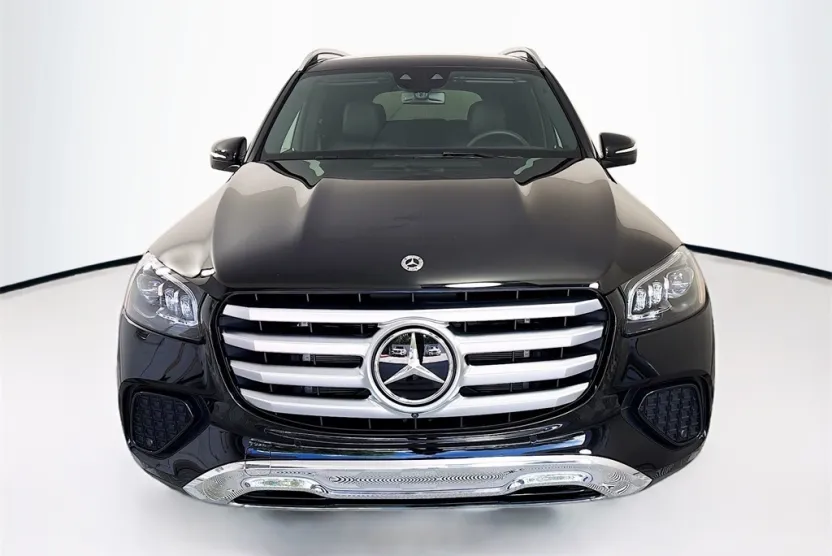 2025 Mercedes Benz GLS 450 4MATIC photo 1