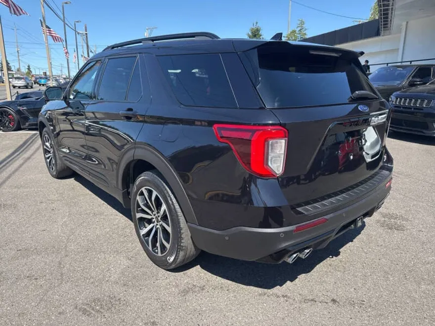 2020 Ford Explorer ST photo 1