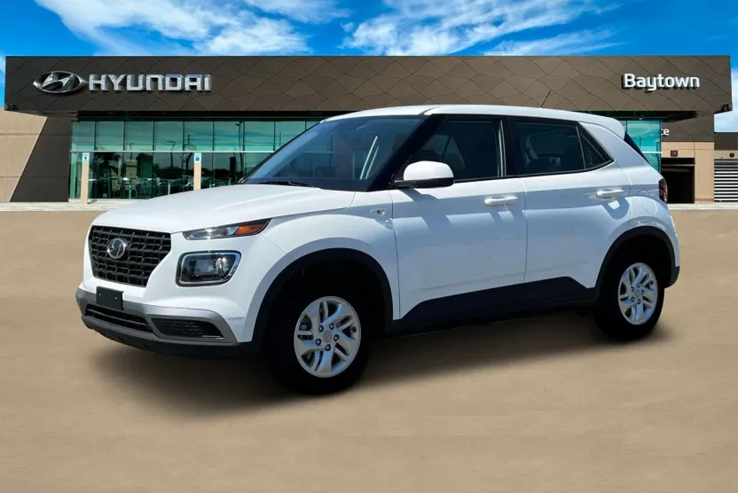 2025 Hyundai Venue SE photo 1
