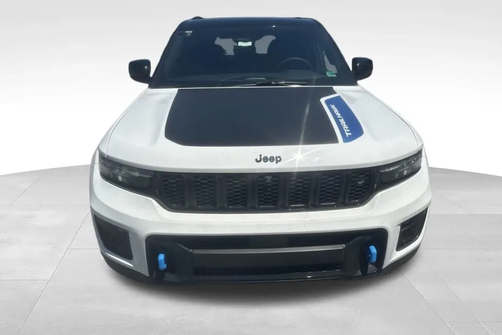 2024 Jeep Grand Cherokee 4xe Trailhawk photo 1