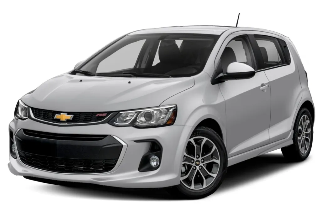 2020 Chevrolet Sonic LT photo 1