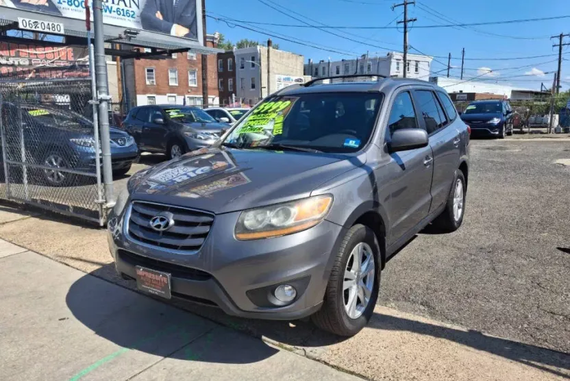 2010 Hyundai Santa Fe Limited photo 1