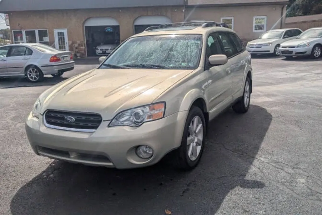 2007 Subaru Outback 2.5i Limited photo 1
