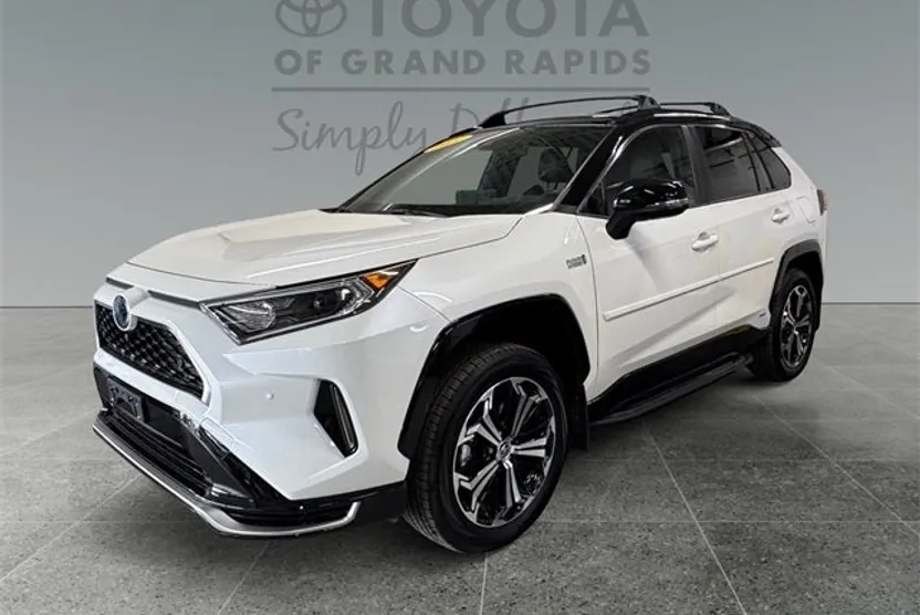 2021 Toyota RAV4 Prime XSE photo 1