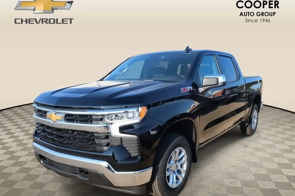 2025 Chevrolet Silverado 1500 LT1 photo 1