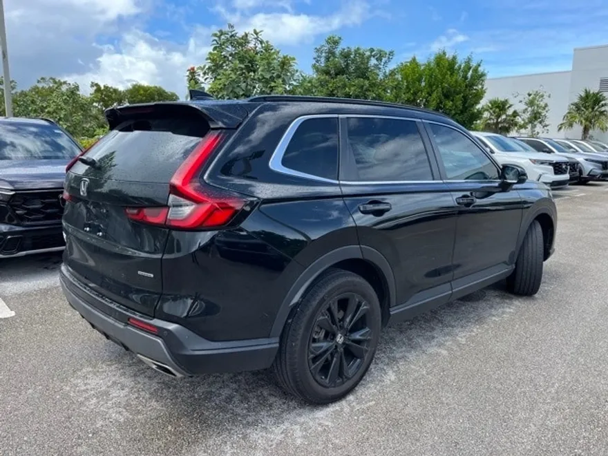 2024 Honda CR-V Hybrid Sport Touring photo 1
