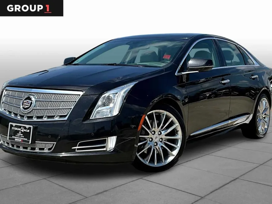 2013 Cadillac XTS Platinum photo 1