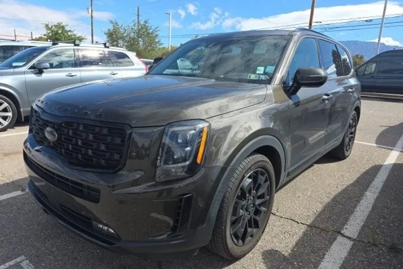2021 Kia Telluride SX photo 1