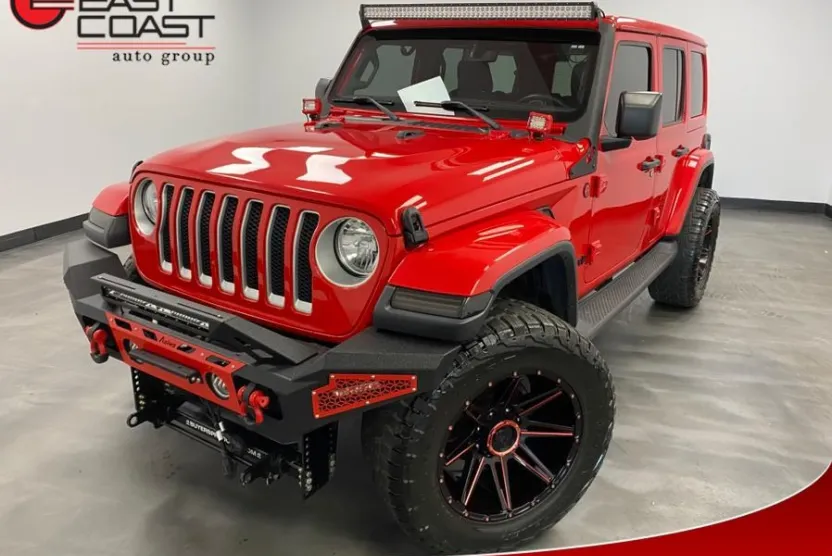 2018 Jeep Wrangler Unlimited Sahara photo 1