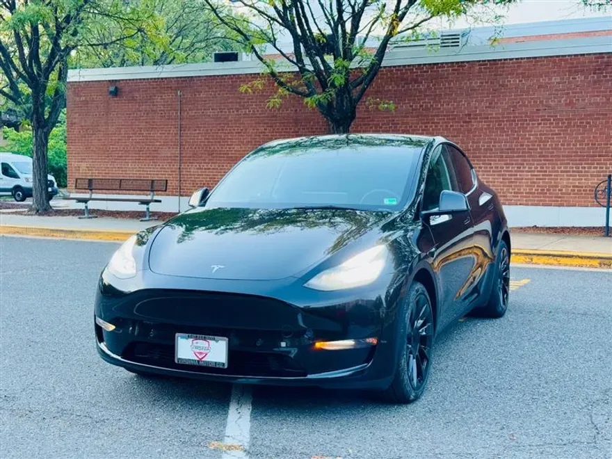 2021 Tesla Model Y Long Range photo 1