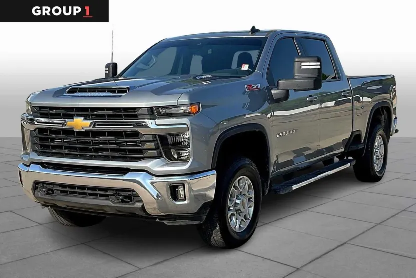 2024 Chevrolet Silverado 2500HD LT photo 1
