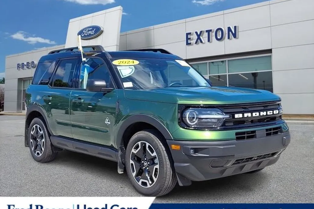 2024 Ford Bronco Sport Outer Banks photo 1
