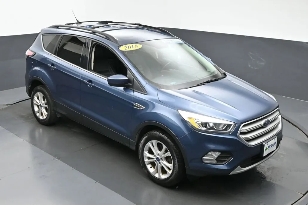2018 Ford Escape SEL photo 1